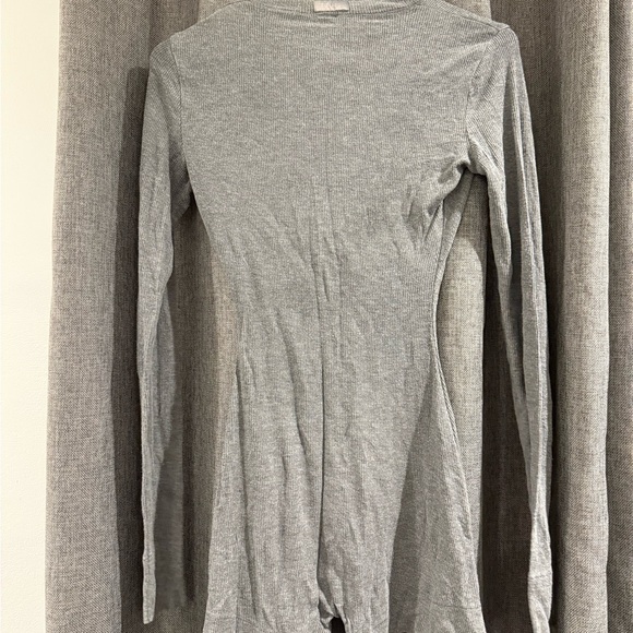 Skims Henley Romper Size XXS - Picture 3 of 4